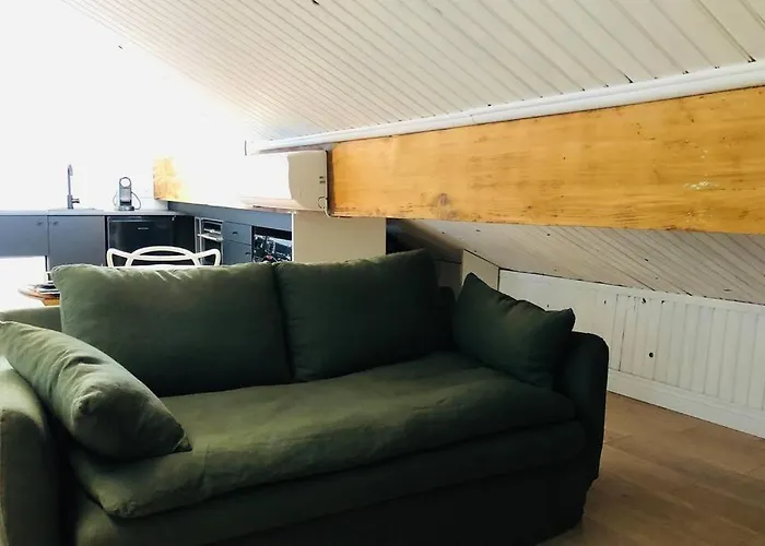 Studio Vue Mer Dans Le Quartier De Saint Victor